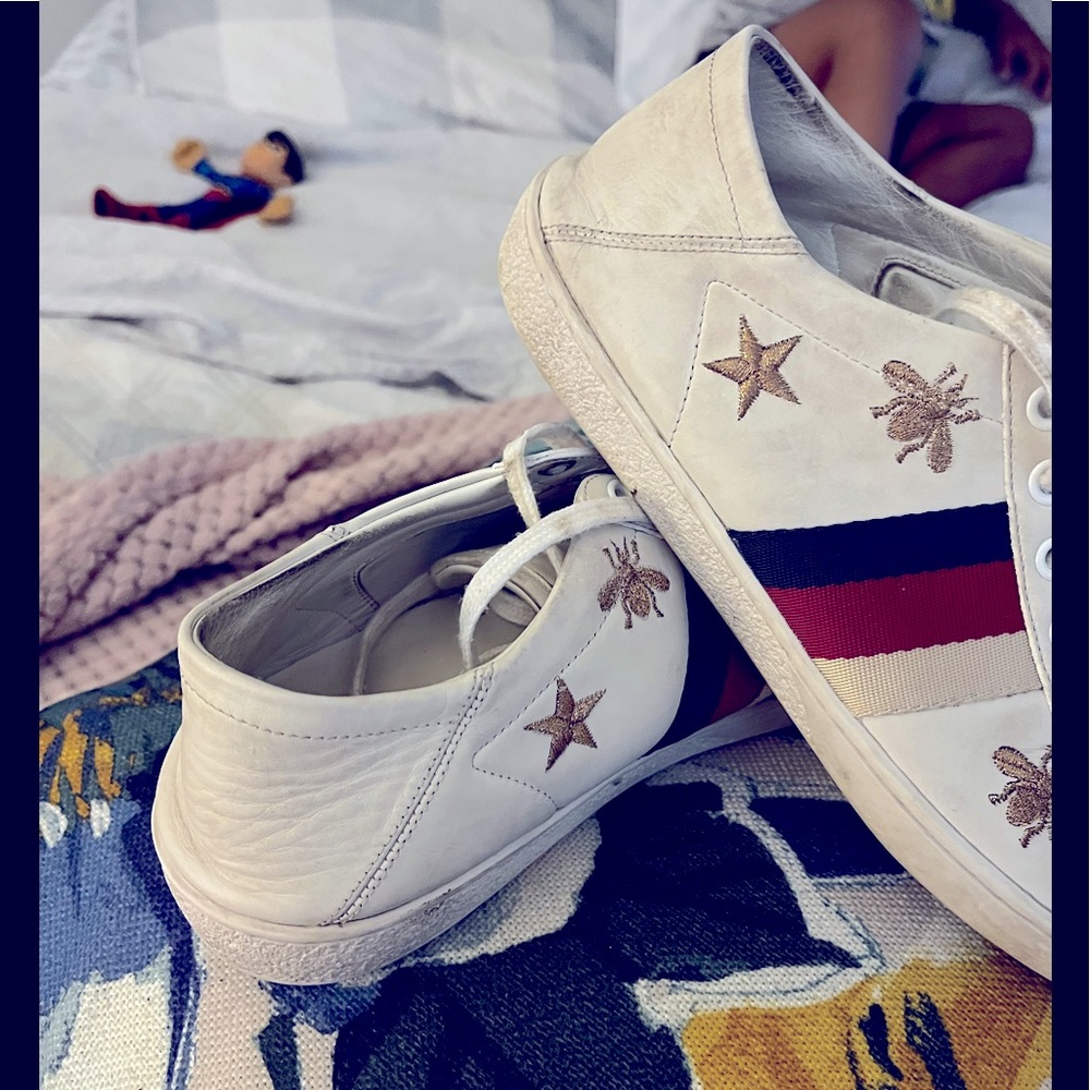 Gucci bubble bee sneakers